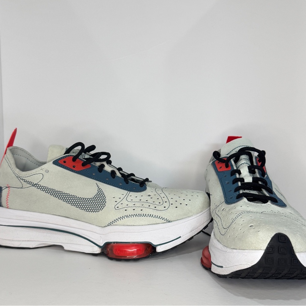 Nike Air Zoom Type N.354 Men 9.5 DMSX casual lifestyle sneakers white blue red